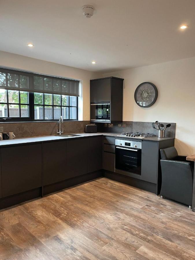 Booking Urban At Halstead Halstead (Essex) Exterior foto