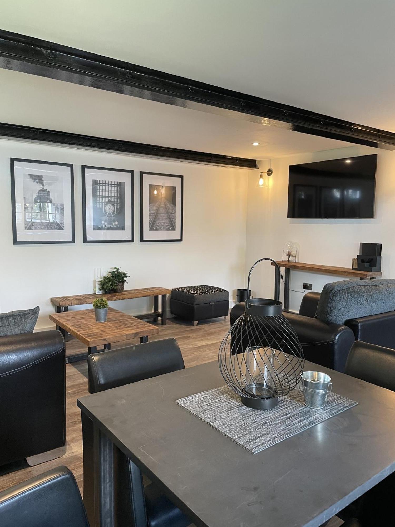 Booking Urban At Halstead Halstead (Essex) Exterior foto